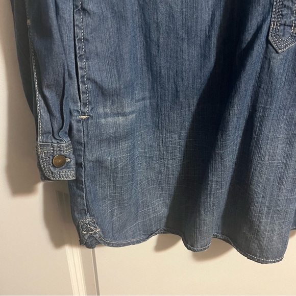 Gap shirt dress. Women’s size M/L
Blue jean - Picture 2 of 10